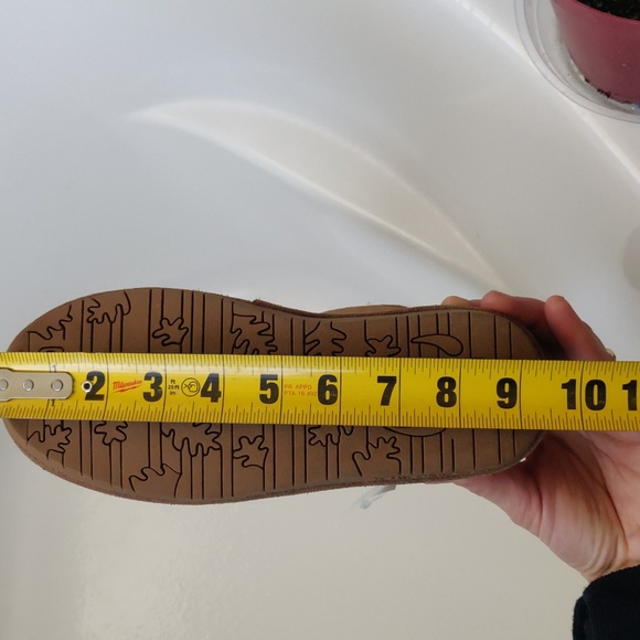 New! BearPaw 2250Y Tan, Lori, girls Suede side 2 button/loop closure sz 3 Boot - Picture 11 of 11